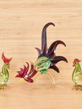 Murano style hand blown glass rooster figurine set of 3.